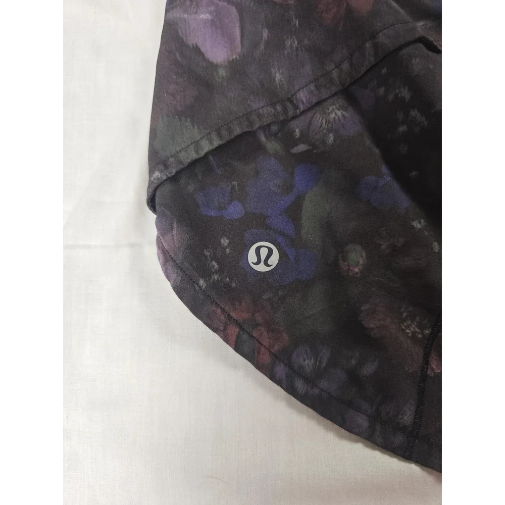 Lululemon Shorts Womens 8 Black Floral Running Lined 3 Inseam Athletic